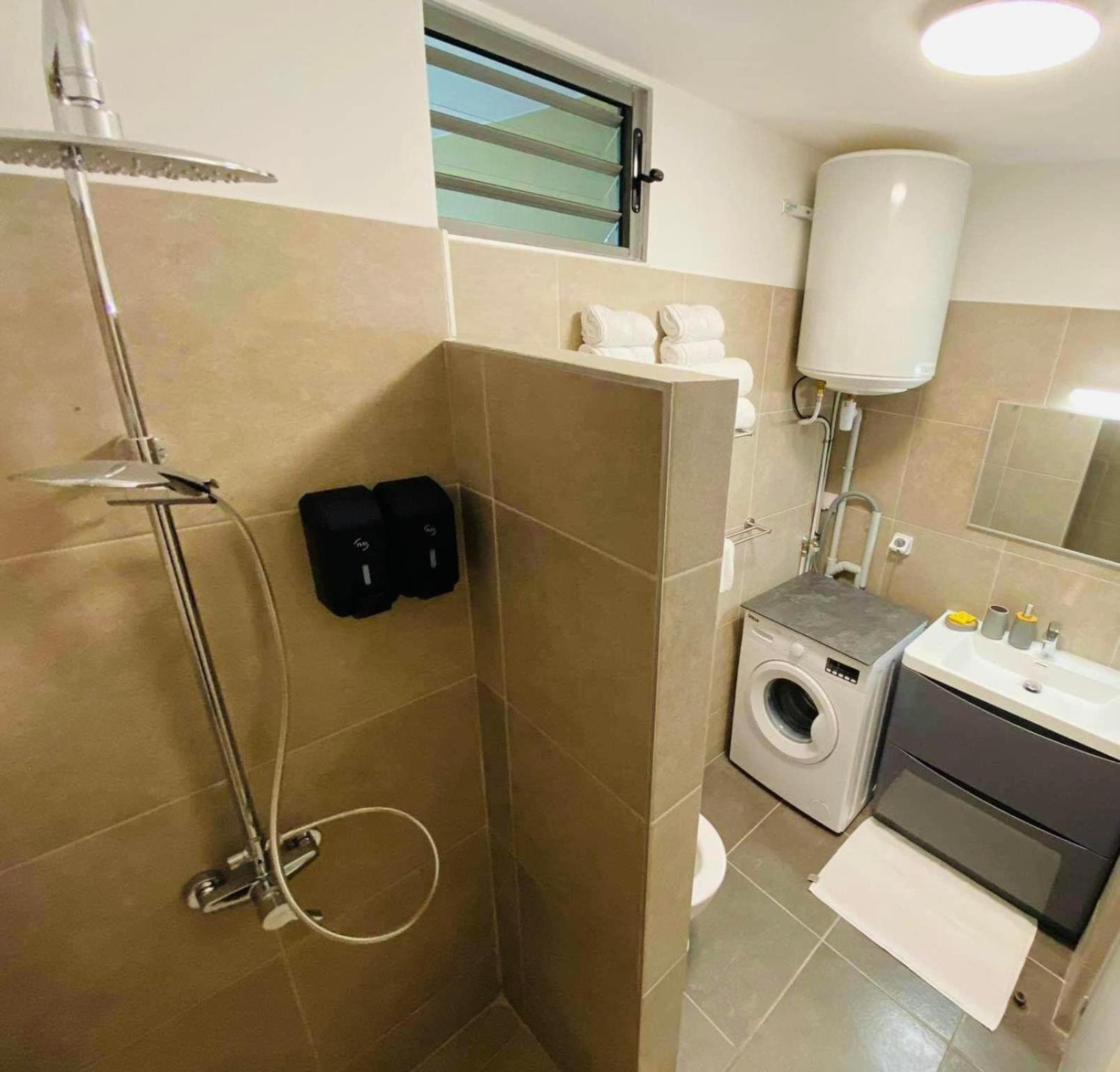 Tehautahi Cozy Lodge 2 بابيت المظهر الخارجي الصورة